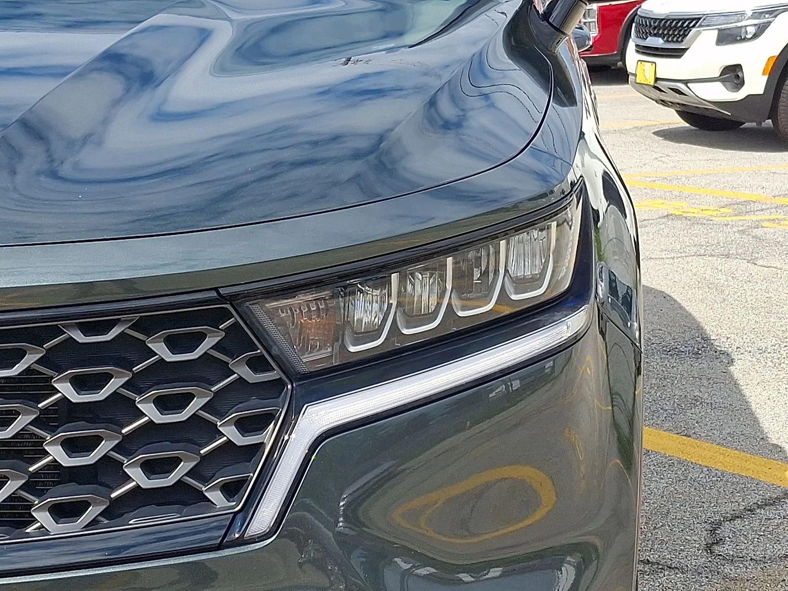 Used 2023 Green Kia X-Line S image 9