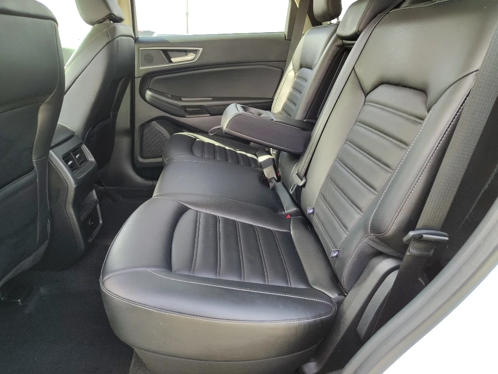 Used 2024 Oxford White Ford SEL image 13