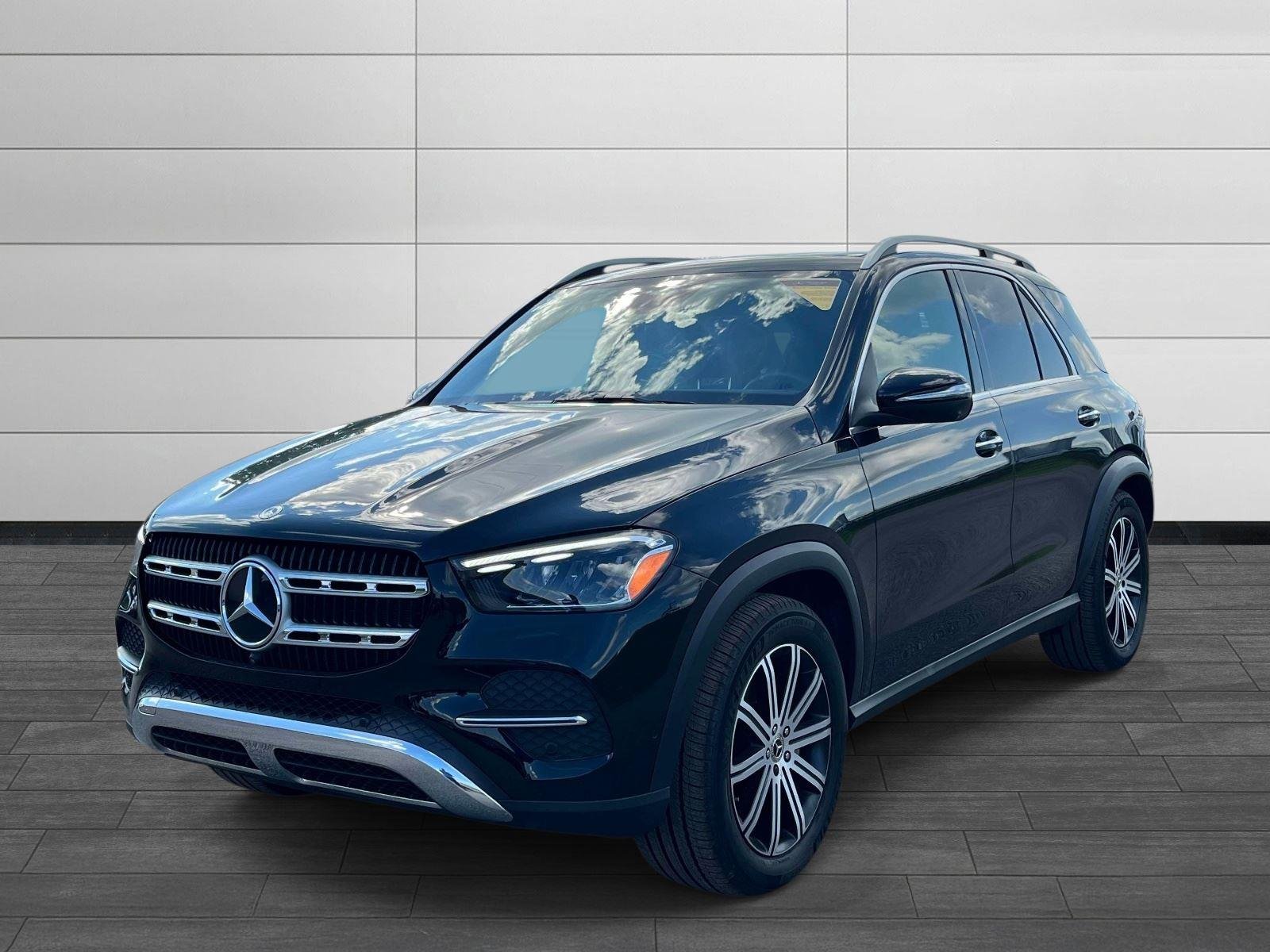 Used 2026 Black Mercedes-Benz GLE 350 image 7