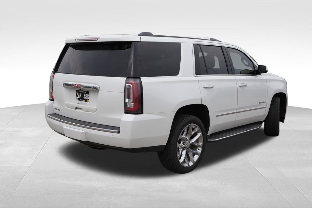 Used 2017 White GMC Denali image 3