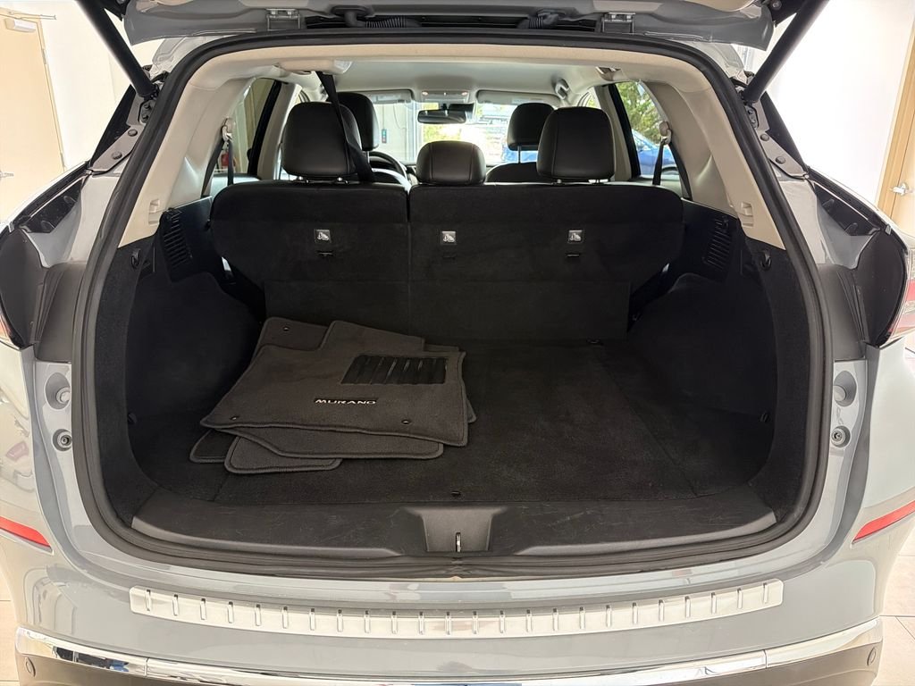 Used 2022 Boulder Gray Nissan SL image 30