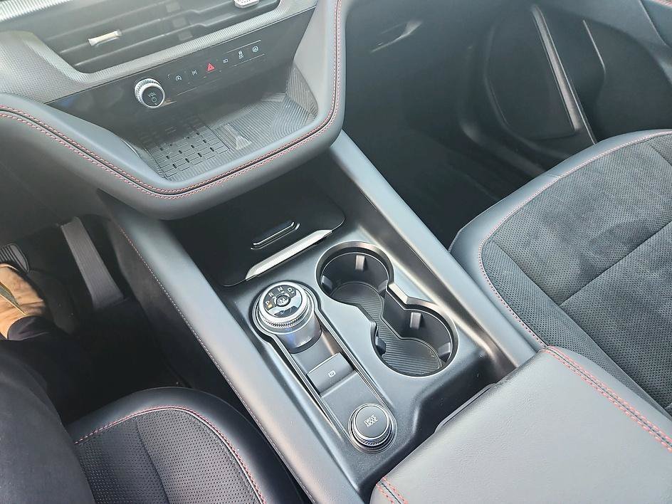 Used 2025 White Metallic Ford ST image 18