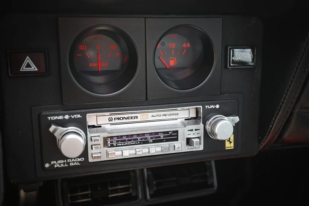 Used 1983  Ferrari BBi image 25