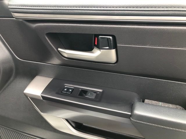 Used 2023 Ice Toyota SR5 image 16