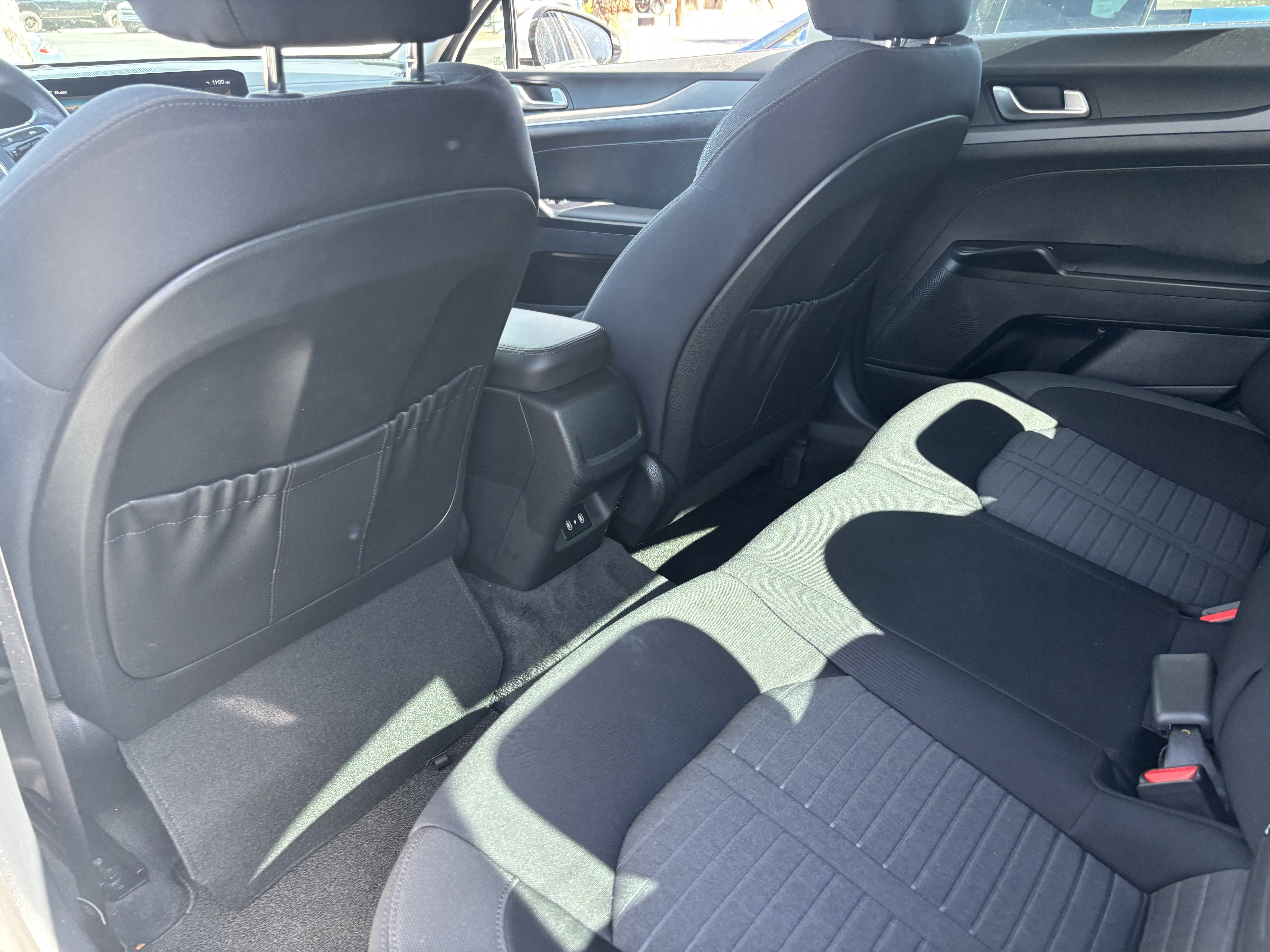 Certified Used 2026 Snow White Pearl Kia LXS image 15