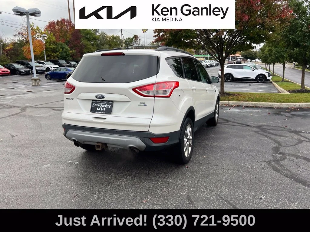 Used 2015 White Ford SE image 5