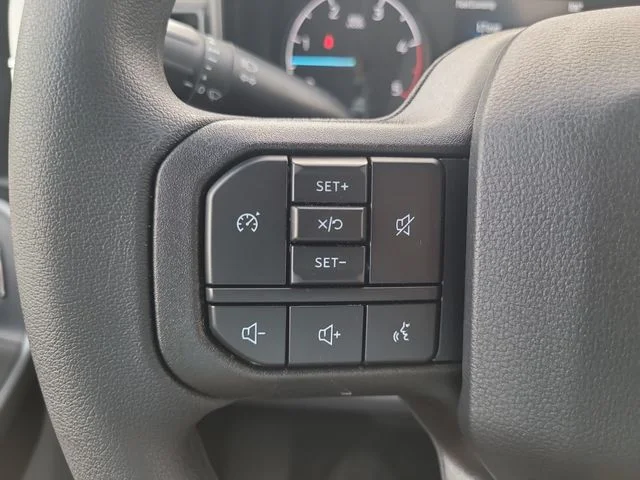 New 2026 Oxford White Ford XLT image 26