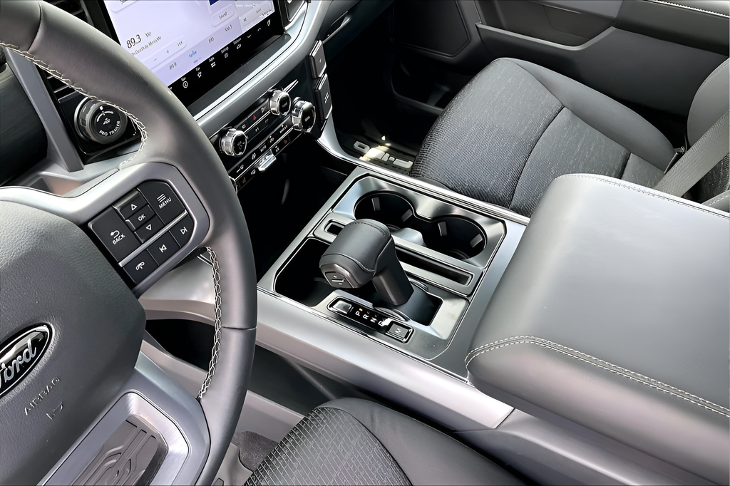 New 2026 Avalanche Ford XLT image 9