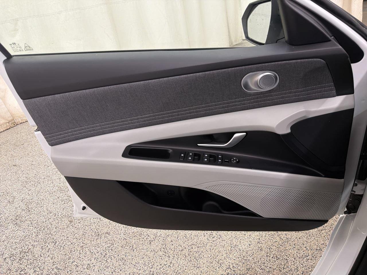New 2026 Serenity White Hyundai SEL Sport Plus image 18