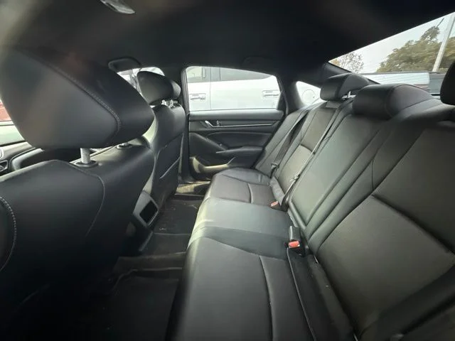 Used 2018 Still Night Pearl Honda Sport image 5
