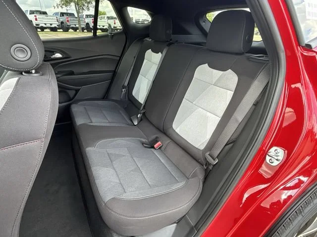 2026 Chevrolet Trax RS - Photo 24