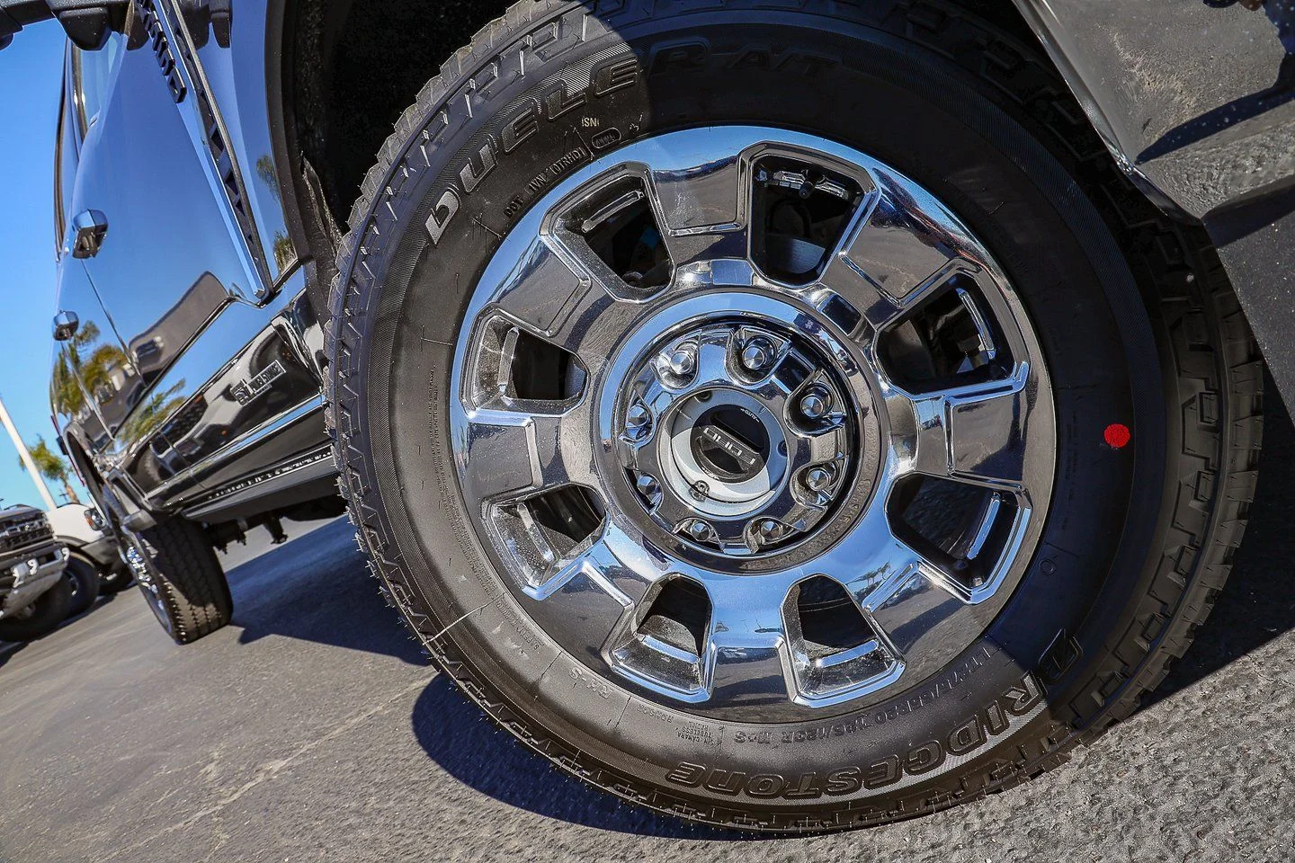 New 2026 Carbonized Gray Metallic Ford F-350® Lariat® image 2
