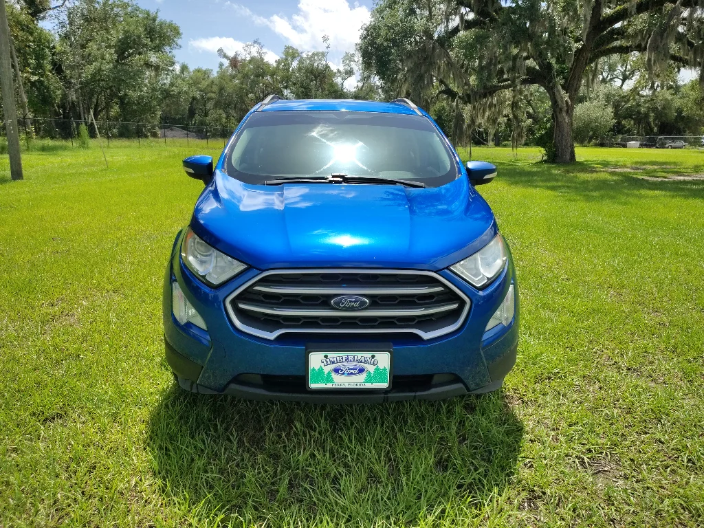 Used 2019 Lightning Blue Metallic Ford SE image 10