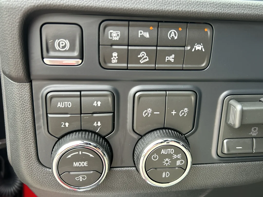 2026 Chevrolet Tahoe RST - Photo 18