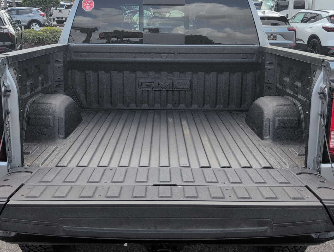 2026 GMC Sierra 1500 AT4X - Photo 25