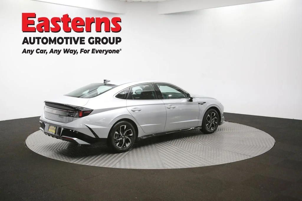 Used 2024 Silver Hyundai SEL image 37