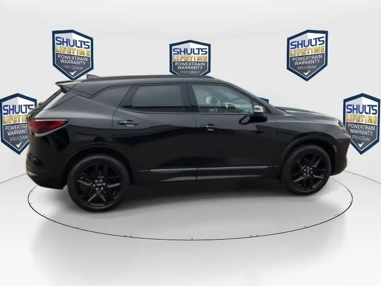 Used 2023 Black Chevrolet RS image 3