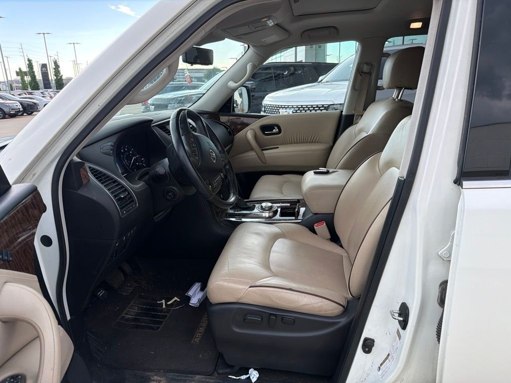Used 2019 Pearl White Nissan Platinum image 2