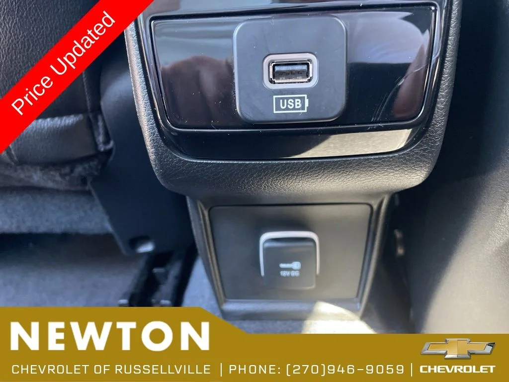 Used 2022 Diamond Black Jeep Latitude image 35