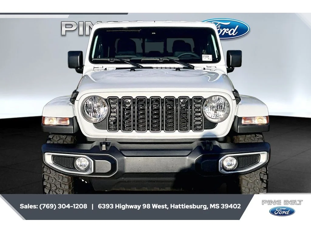 Used 2025 Bright White Clearcoat Jeep High Tide image 3