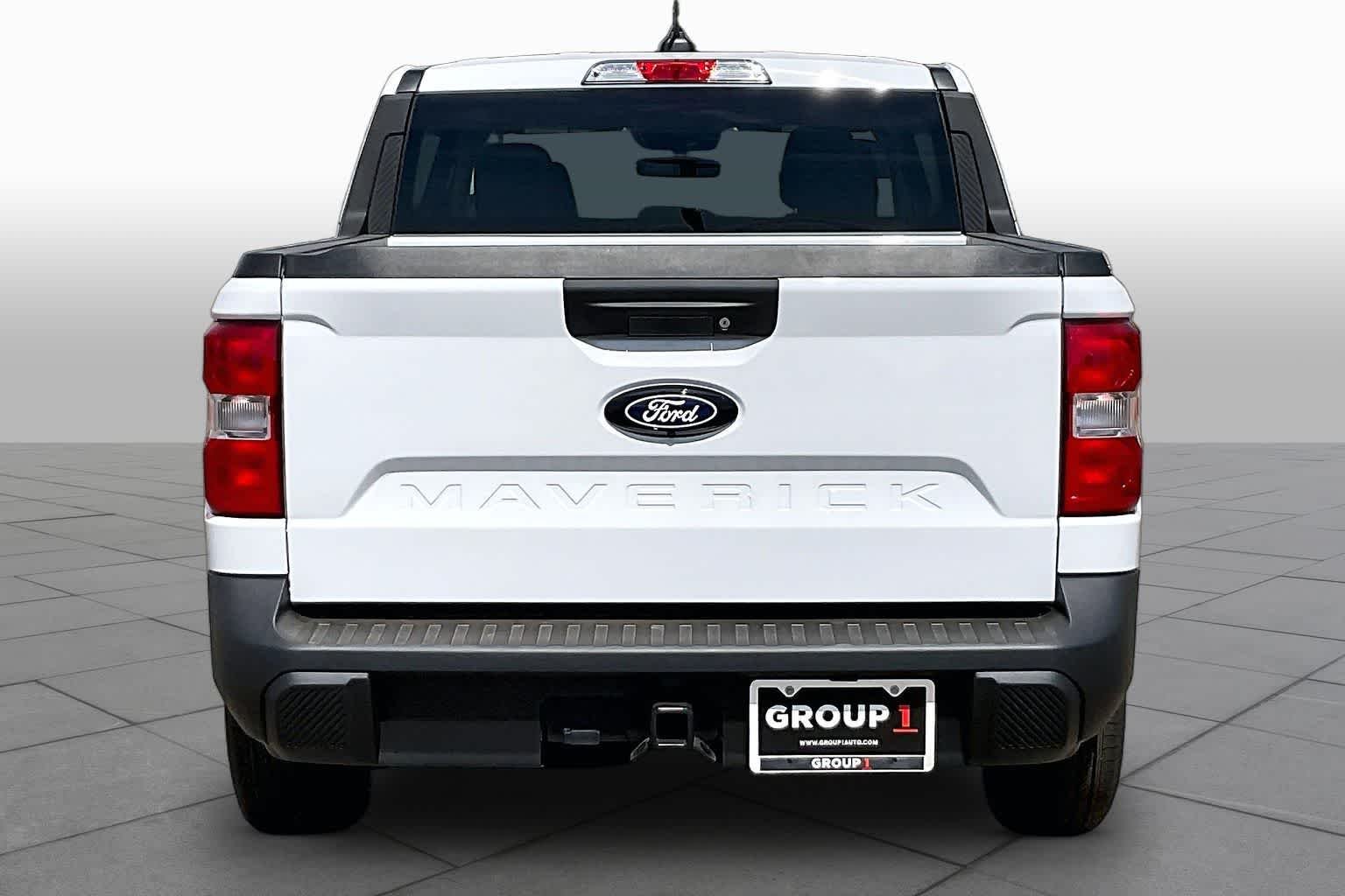 New 2026 Oxford White Ford XL image 4