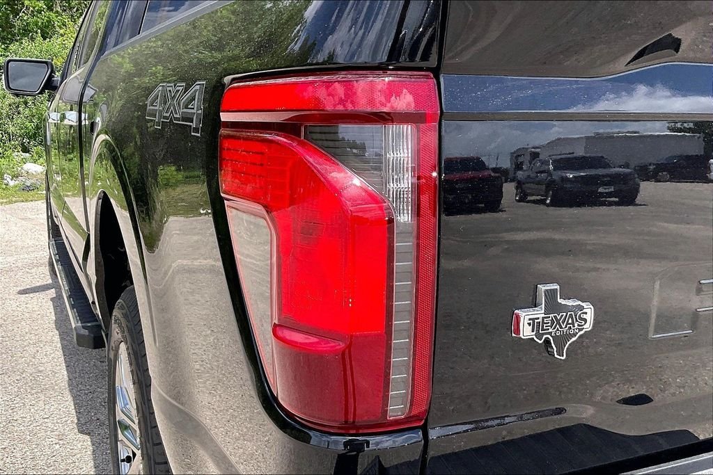 New 2026 Ford F-150 XLT 4D SuperCrew