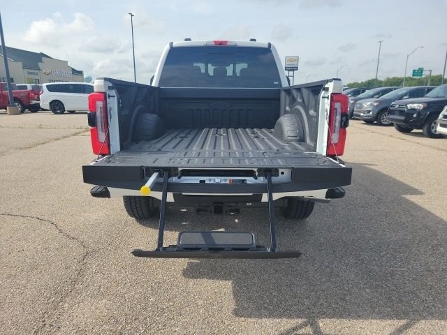 New 2026 Star White Metallic Tri-Coat Ford F-250® Platinum® image 36