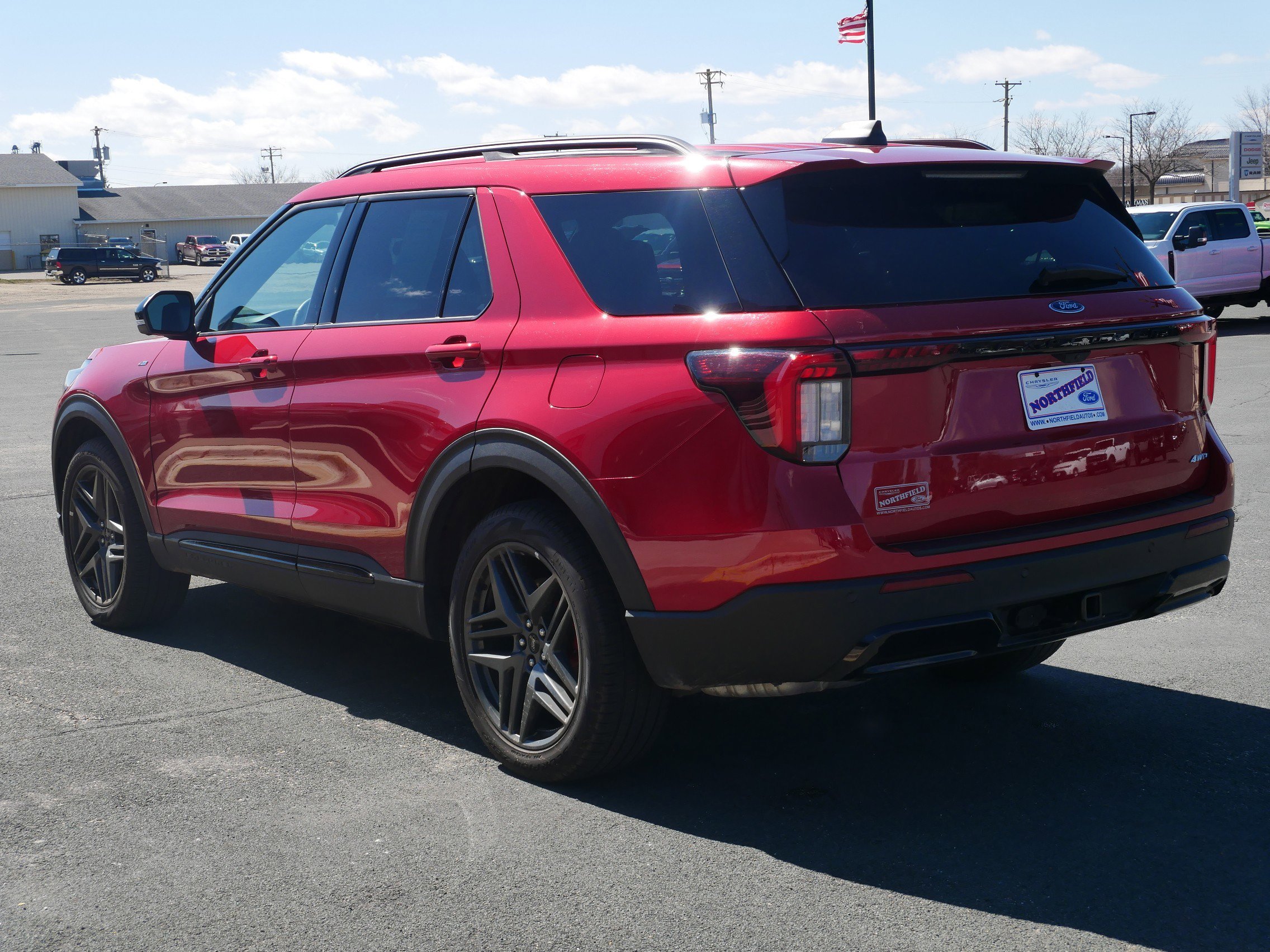 View vehicle photo 6