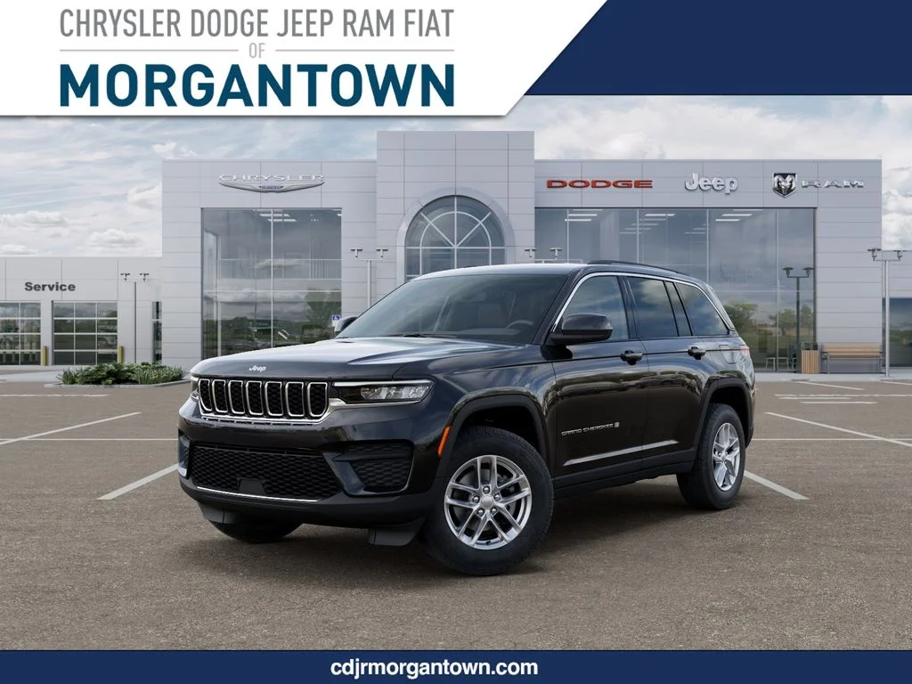New 2026 Diamond Black Crystal Pearl-Coat Exterior Paint Jeep Laredo X image 1
