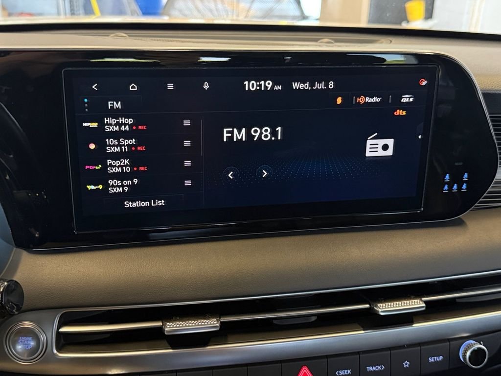 Used 2024 White Hyundai Calligraphy image 20