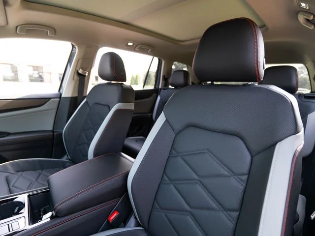 New 2026 Gray Volkswagen 2.0T Peak Edition image 5