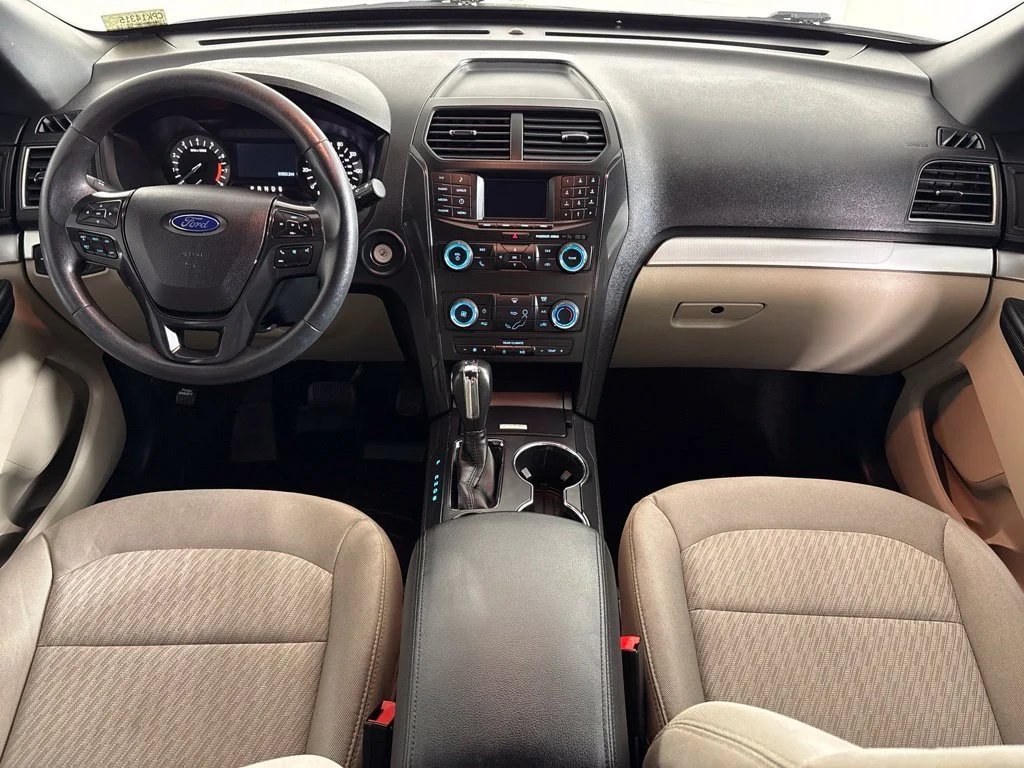 Used 2018 White Ford Base image 12