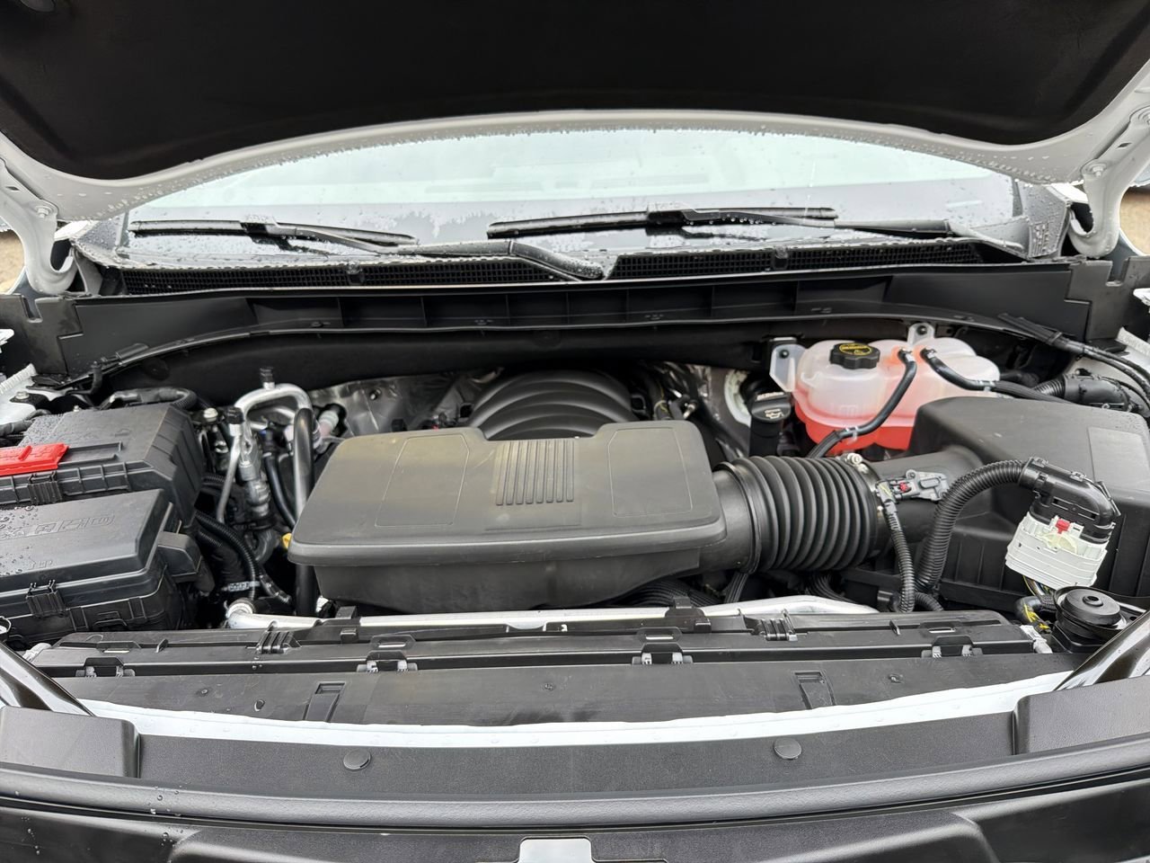 Used 2026 Summit White GMC Elevation image 25