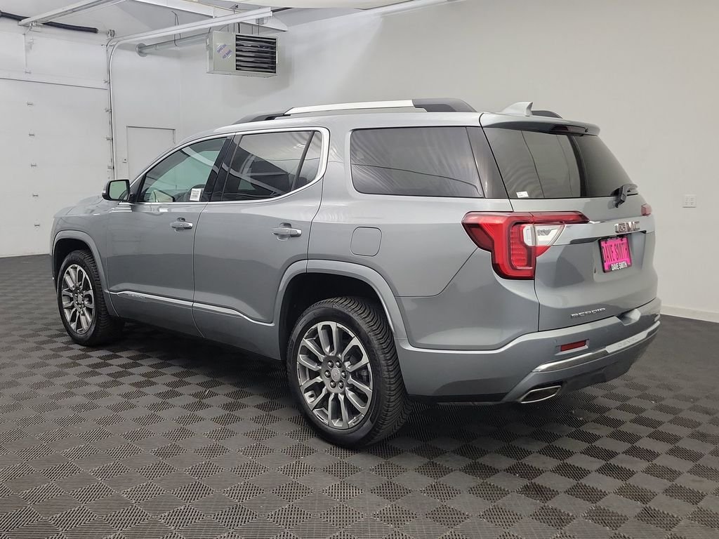 2023 Gmc Acadia Denali photo 2