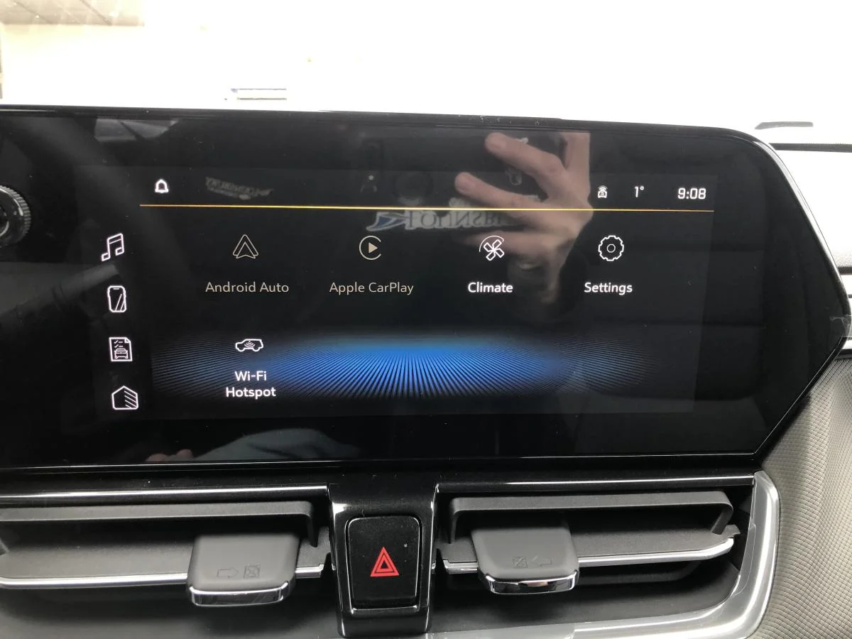 New 2026 Grey Chevrolet AWD 4dr ACTIV image 15