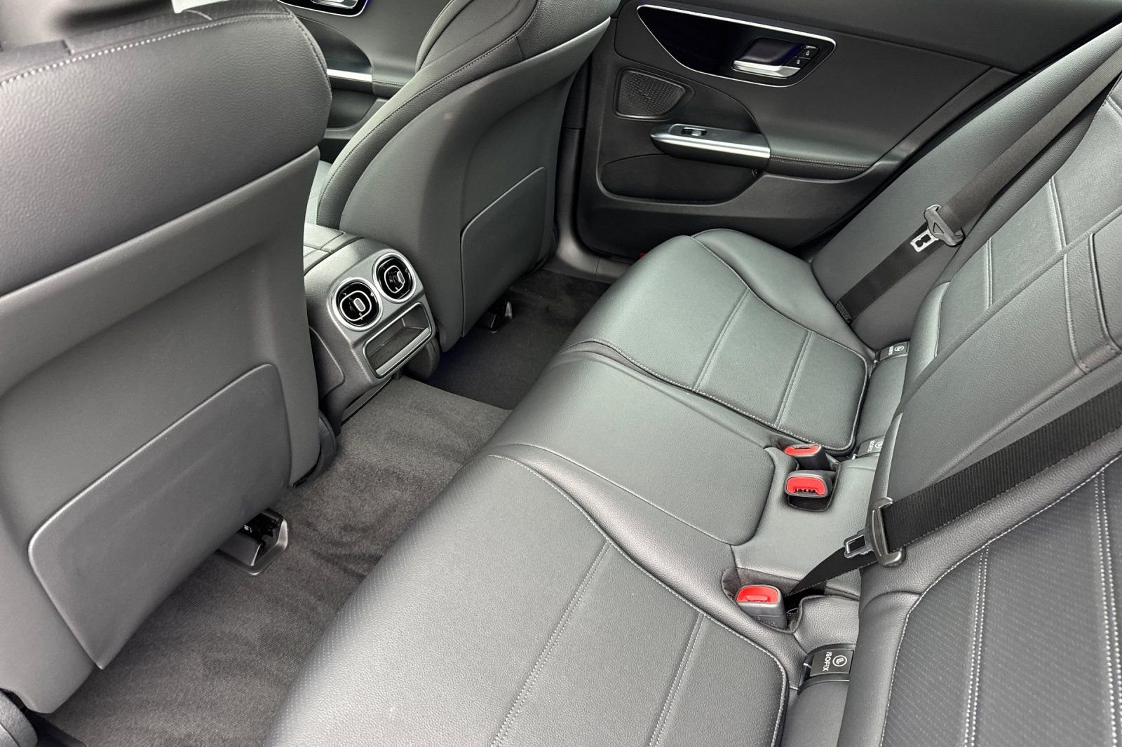 New 2026 Selenite Grey Metallic Mercedes-Benz C 300 image 10