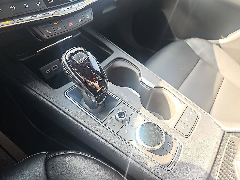 Used 2023 Stellar Black Metallic Cadillac AWD Premium Luxury image 22