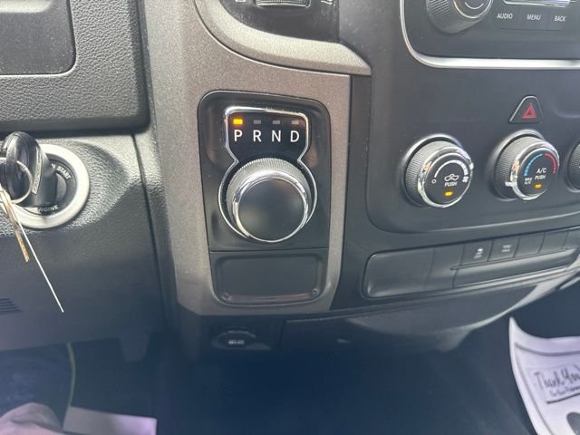 Used 2015 White Ram Express image 21