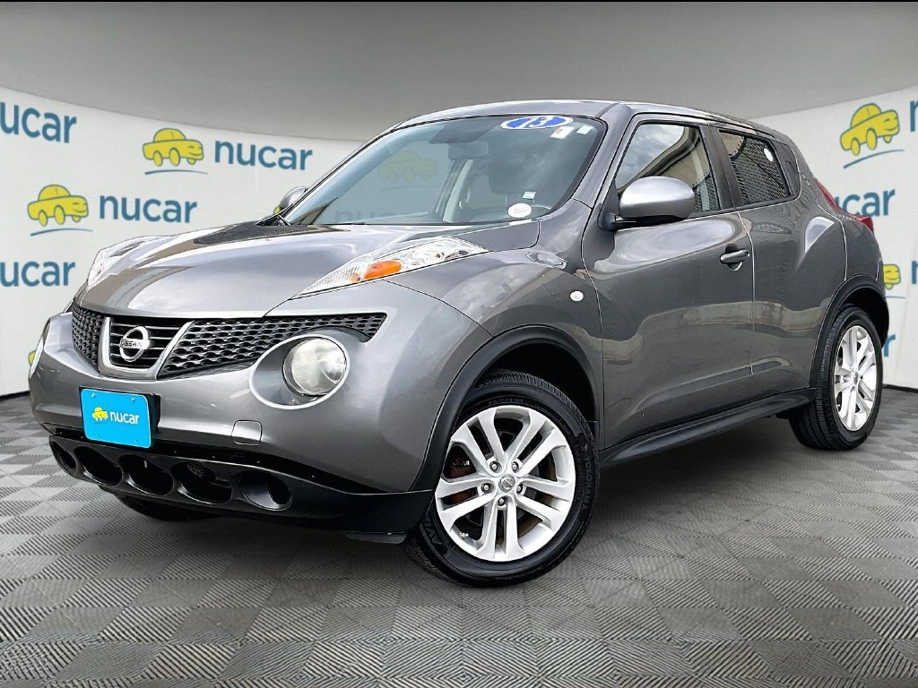 Used 2013 Gray Nissan SV image 3