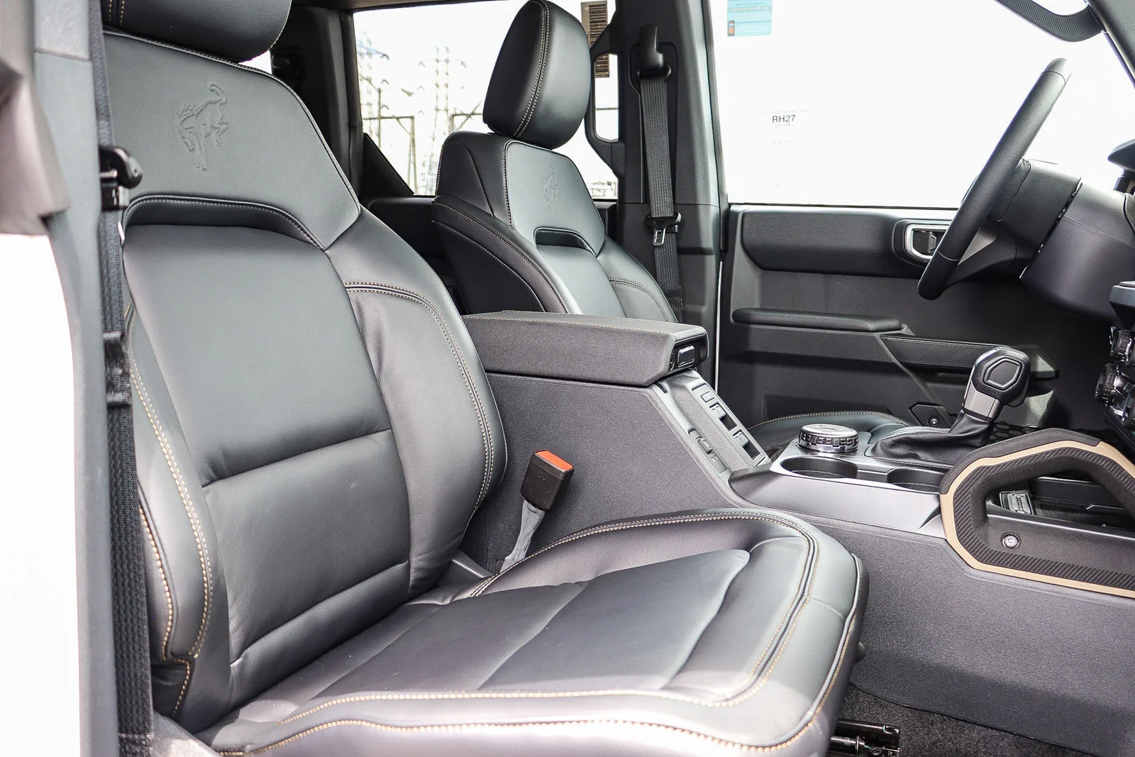 New 2026 Oxford White Ford Badlands® image 19