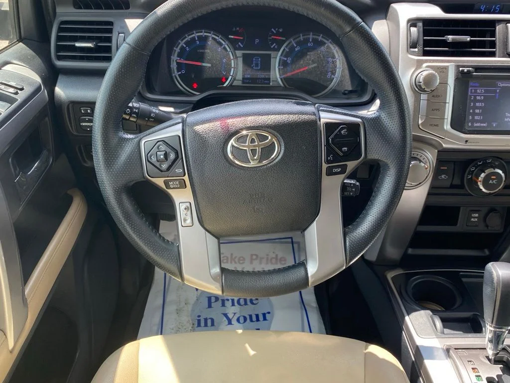 Used 2017 White Toyota SR5 Premium image 10