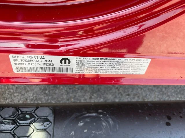 New 2026 Molten Red Pearl-Coat Exterior Paint RAM Tradesman image 29