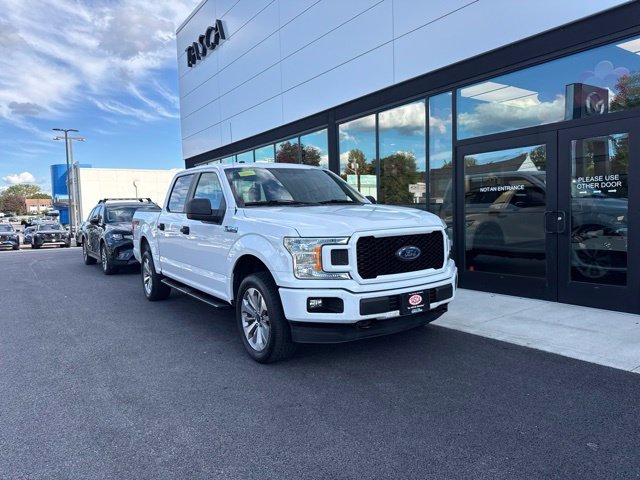 Used 2018 White Ford XL image 1