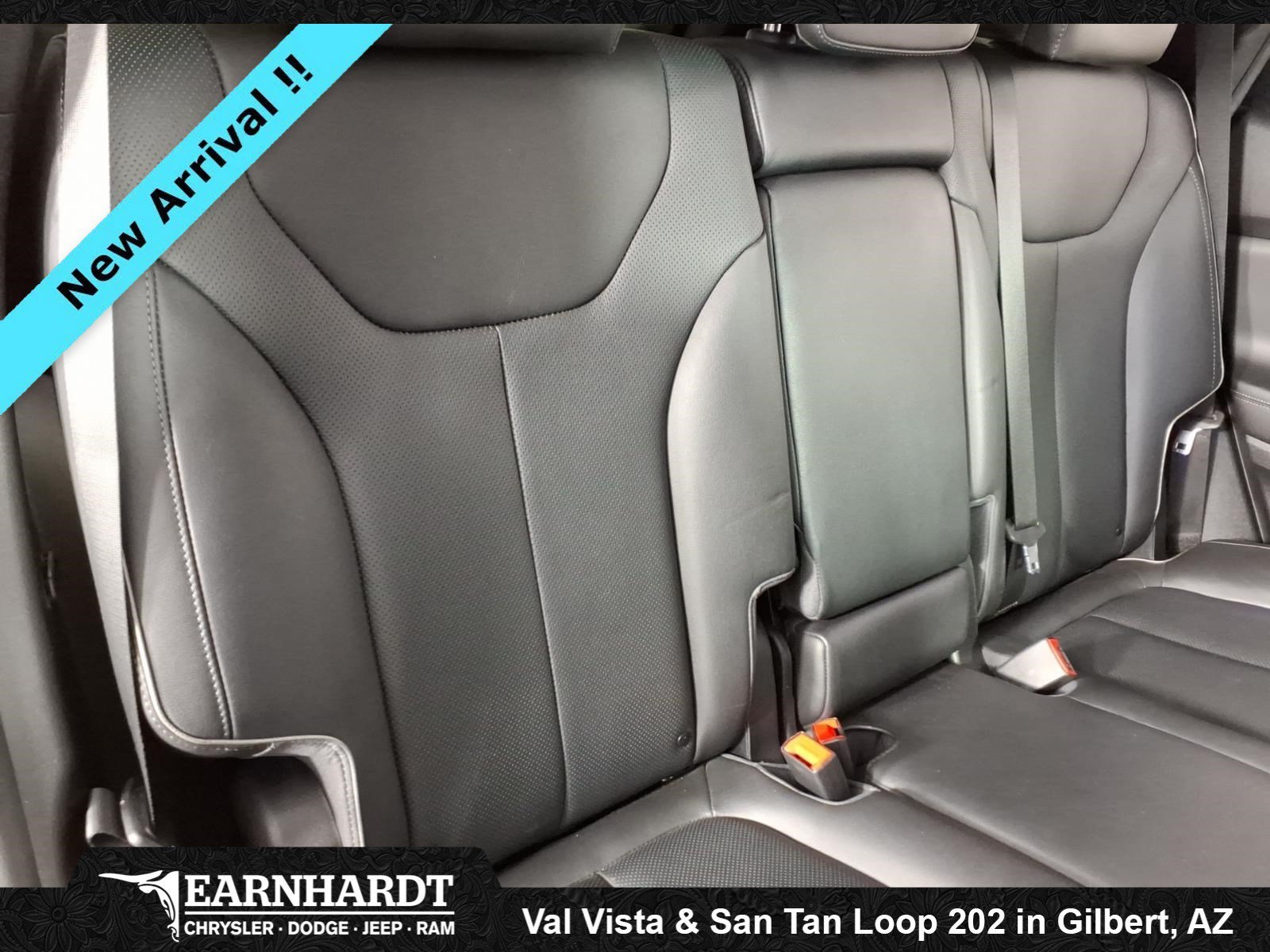 Used 2022 Hampton Gray Hyundai Limited image 12