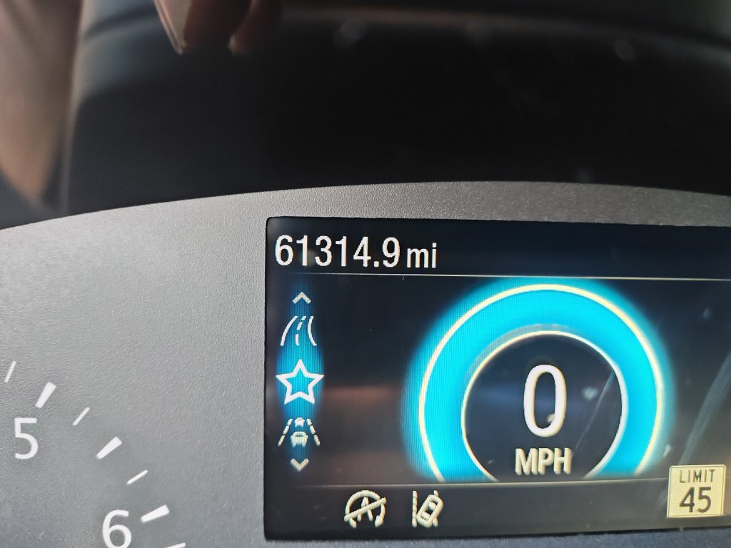 Used 2022 White Ford SEL image 19