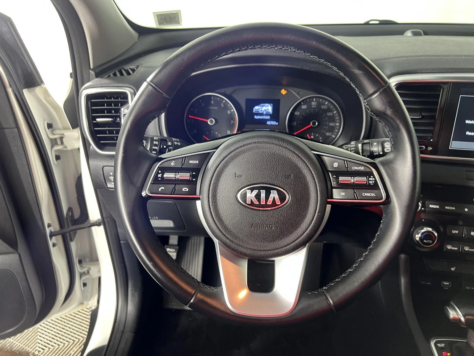 Used 2021 Snow White Pearl Kia EX image 15