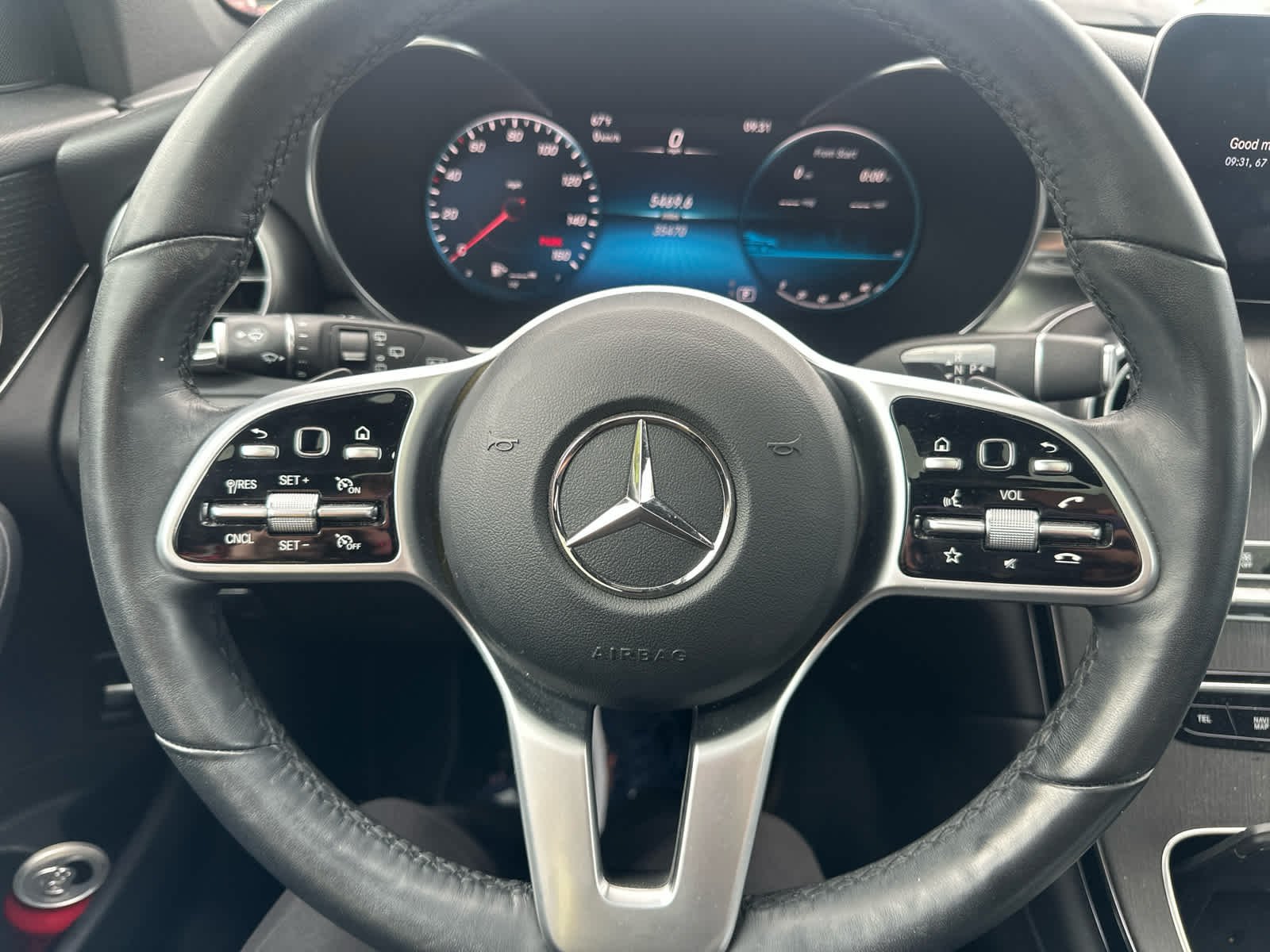 Used 2022 Polar White Mercedes-Benz GLC 300 image 12
