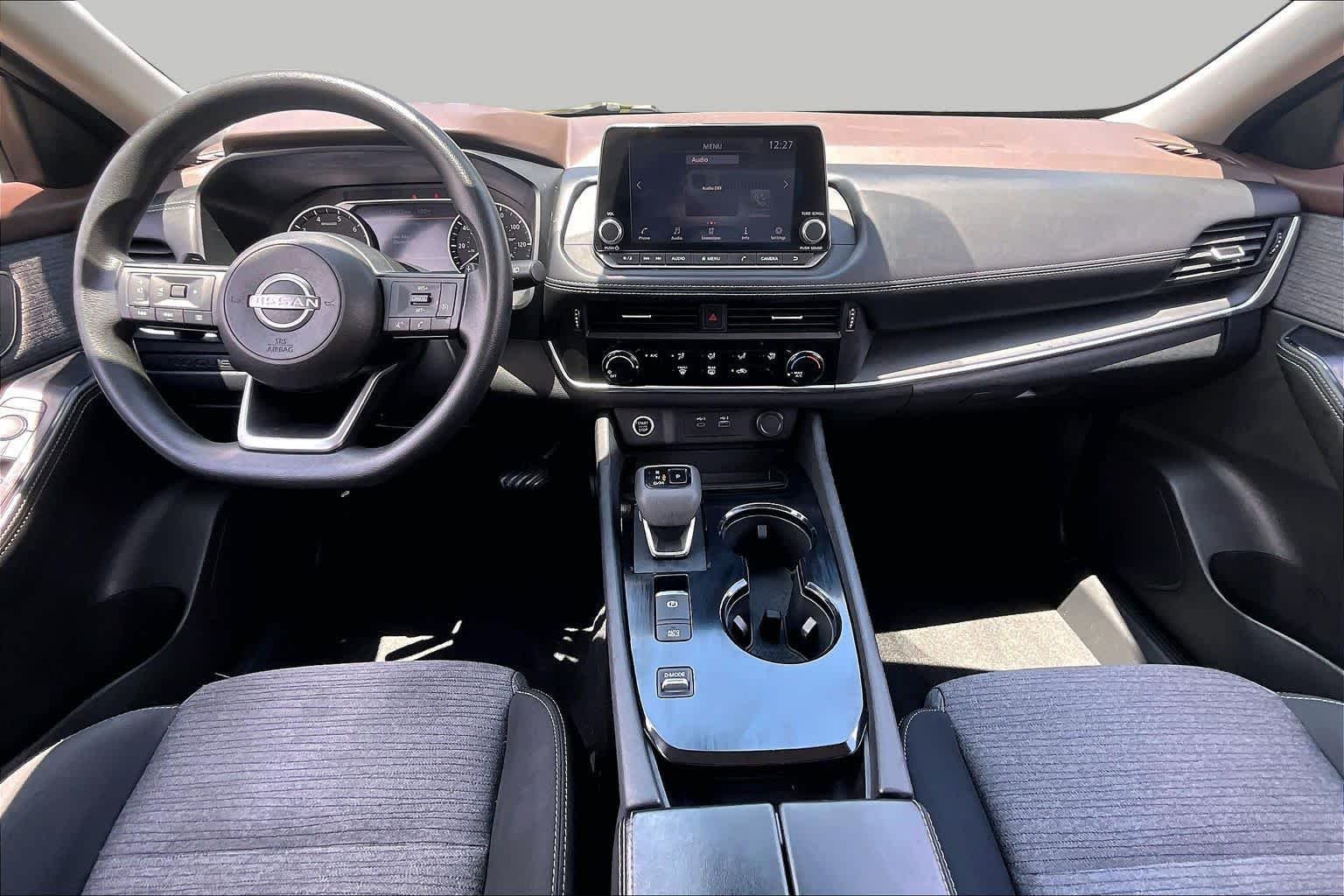Used 2022 Caspian Blue Metallic Nissan S image 14