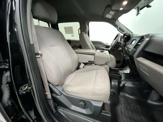 2017 Ford F-150 XL - Photo 24