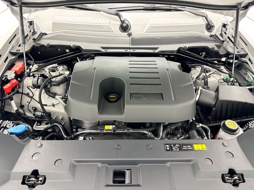 New 2026 Borasco Grey LAND ROVER X-Dynamic SE image 27